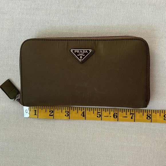 PRADA WALLET Nylon Zip Around - Picture 13 of 15
